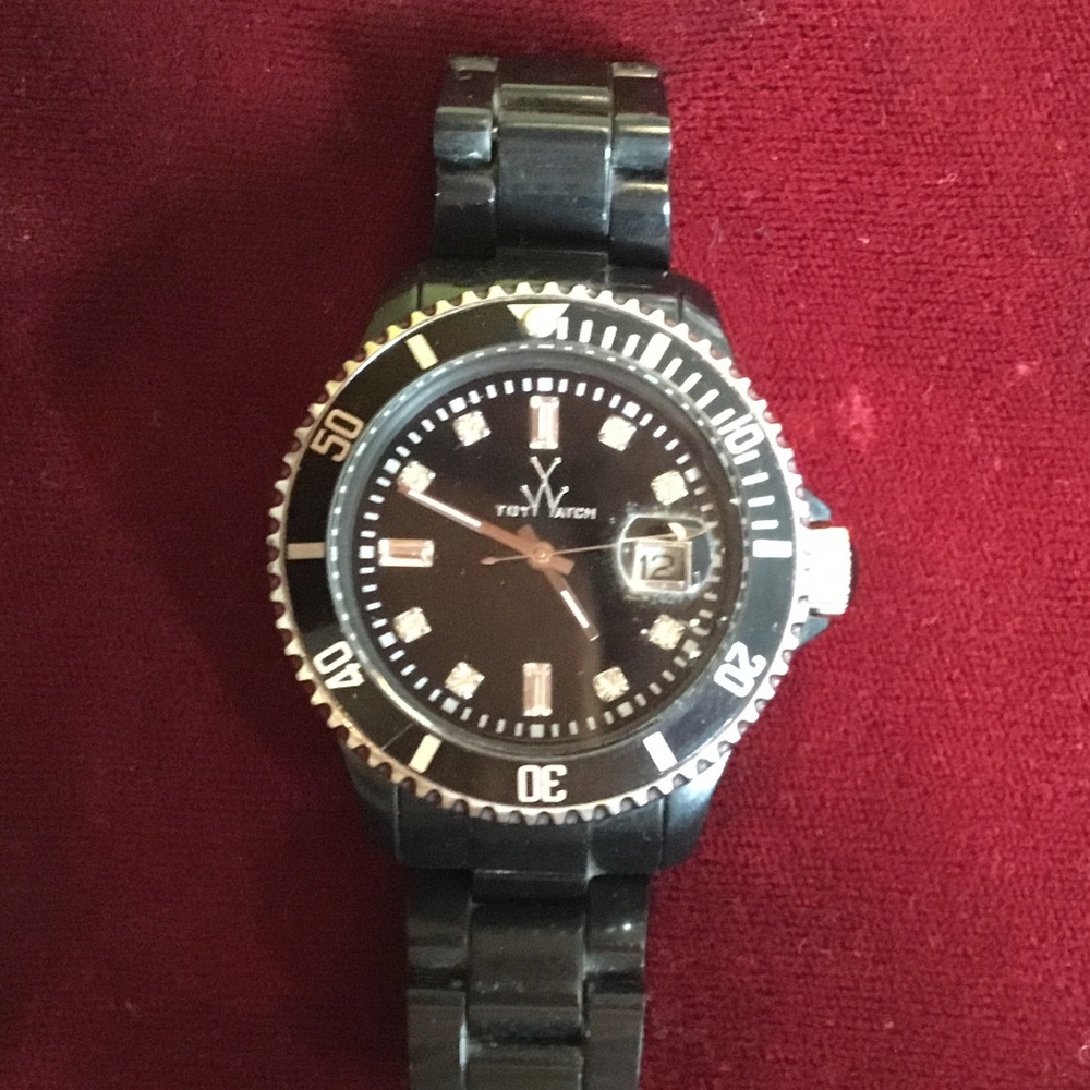 ToyWatch Women’s Black Quartz with Crystals